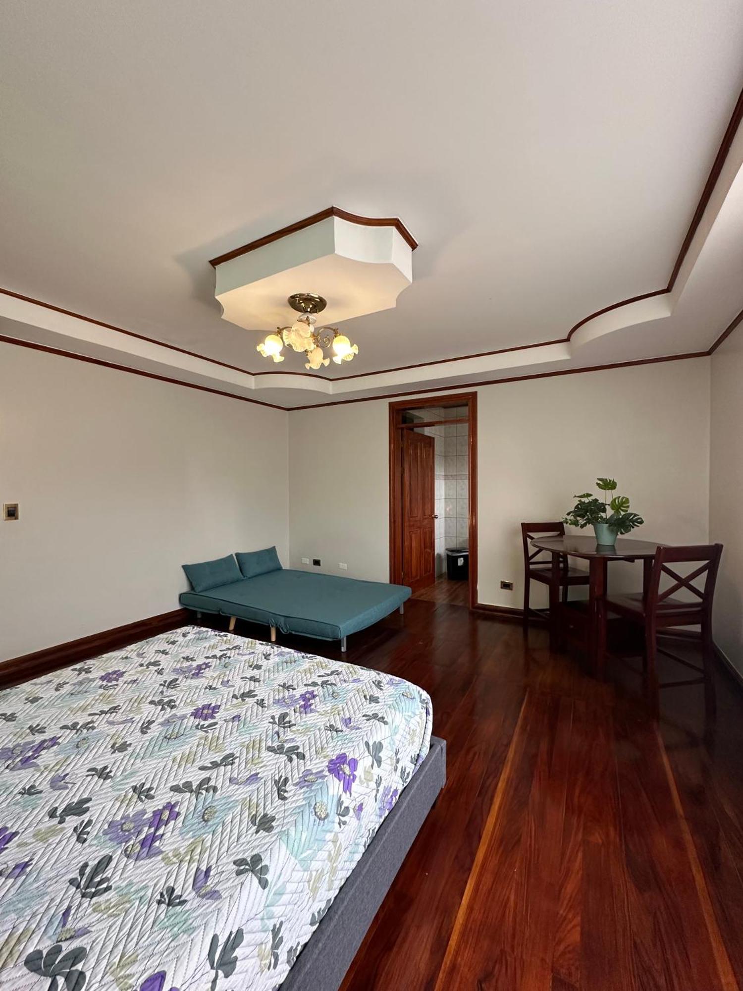 Bed and Breakfast Casa Familiar la Tortuga Heredia Exterior foto